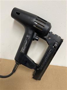 Black Decker 9720 Type 4 Electric Brad Nailer For parts or not